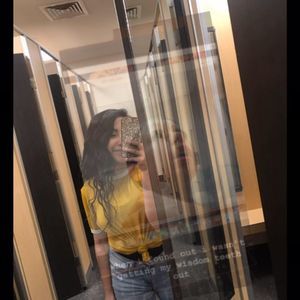 Meet your Posher, Edith